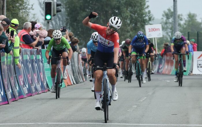 Manon de Boer wins Stage 4